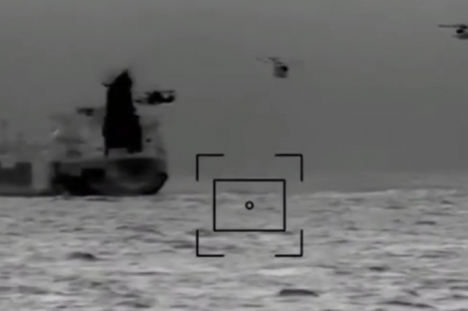 Emmanuel Macron a annoncé la saisie d'un pétrolier appartenant à la flotte secrète russe en mer du Nord.