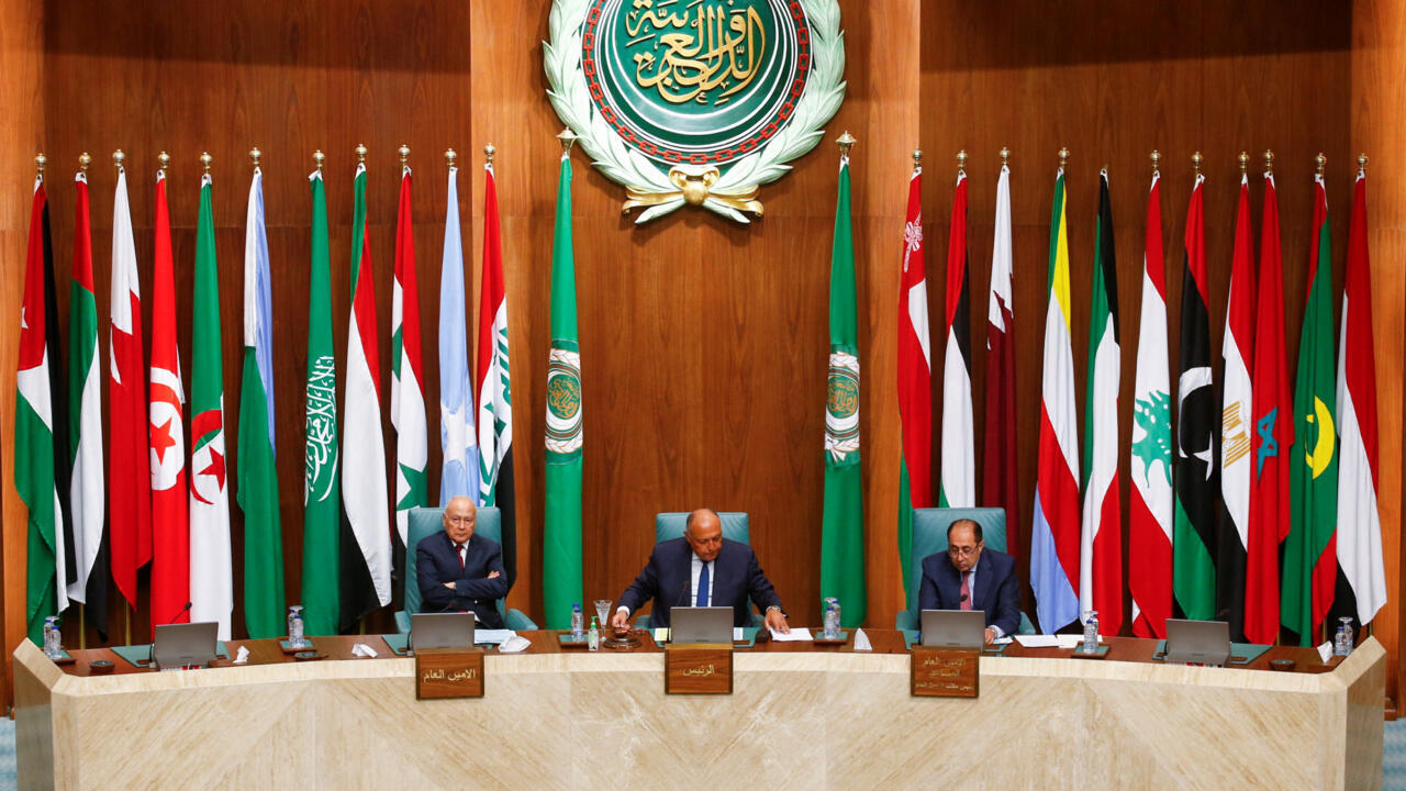 Quinze pays arabes et islamiques condamnent la nomination par Israël d'un envoyé spécial au « Somaliland ».