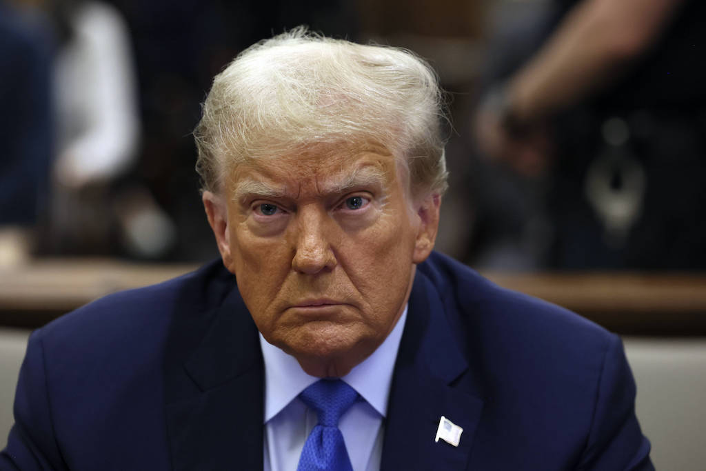 Trump : Nous ciblerons l'Iran plus sévèrement si la République islamique ne met pas fin aux troubles du Hezbollah.
