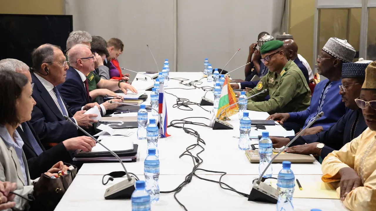 La Russie et l’AES dénoncent une "collusion coupable" entre Paris, Kiev et les terroristes au Sahel.