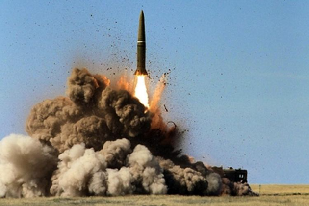 Les Gardiens de la révolution iraniens lancent une nouvelle vague de frappes de représailles contre des installations militaires américaines au Koweït, à Bahreïn et en Jordanie.