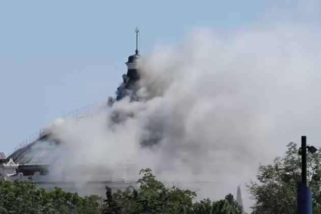 Le bâtiment du Panorama « Défense de Sébastopol » a été entièrement détruit par un incendie suite à une frappe de drone ukrainienne dans la nuit.