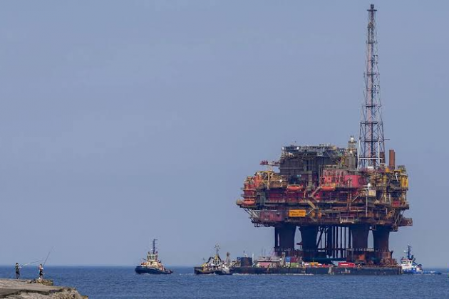 Les prix du pétrole sont tombés sous la barre des 68 dollars dans un contexte de négociations entre l'Iran et les États-Unis.