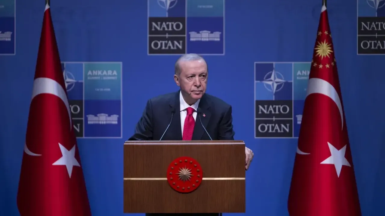 Erdogan salue le succès du sommet de l'OTAN et remercie les participants ainsi que les organisateurs