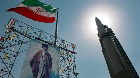 L’armée iranienne rejette la revendication américaine sur 1 milliard de barils traversant Hormuz.