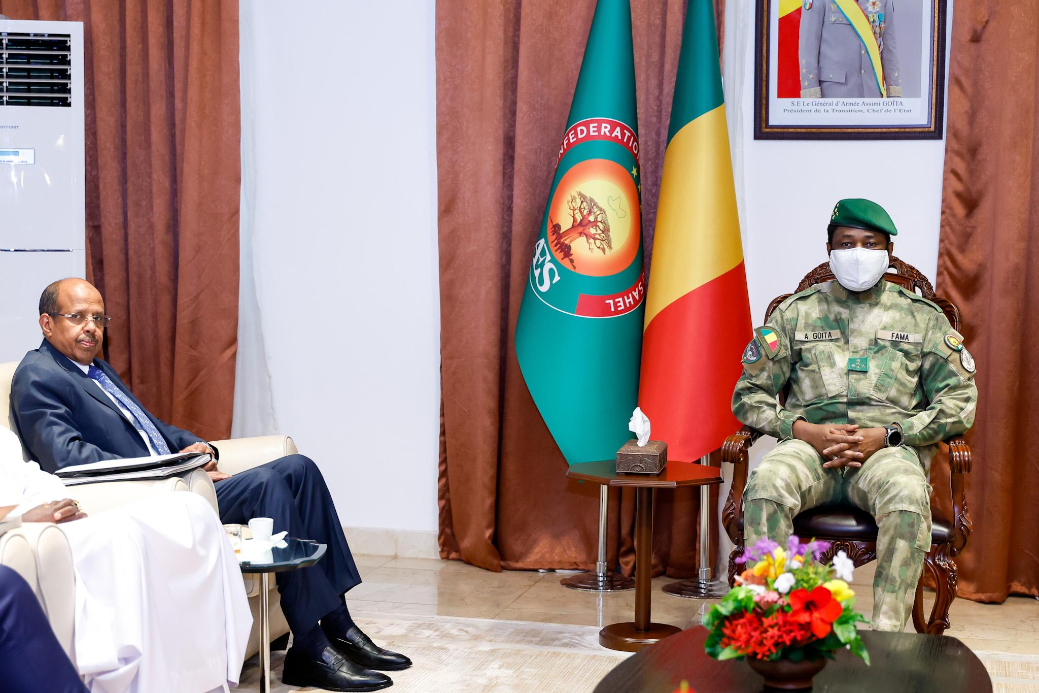 Le Président de la CUA a été reçu par S.E. le Général Assimi Goïta, Président de la République du Mali