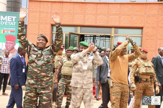 Communiqué de la Confédération des États du Sahel relatif à la mutinerie survenue à Niamey, au Niger, dans la nuit du 28 au 29 août 2026.