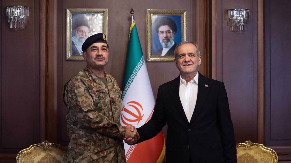 Pezeshkian : Le rôle efficace et responsable du Pakistan dans la fin de la guerre est louable.