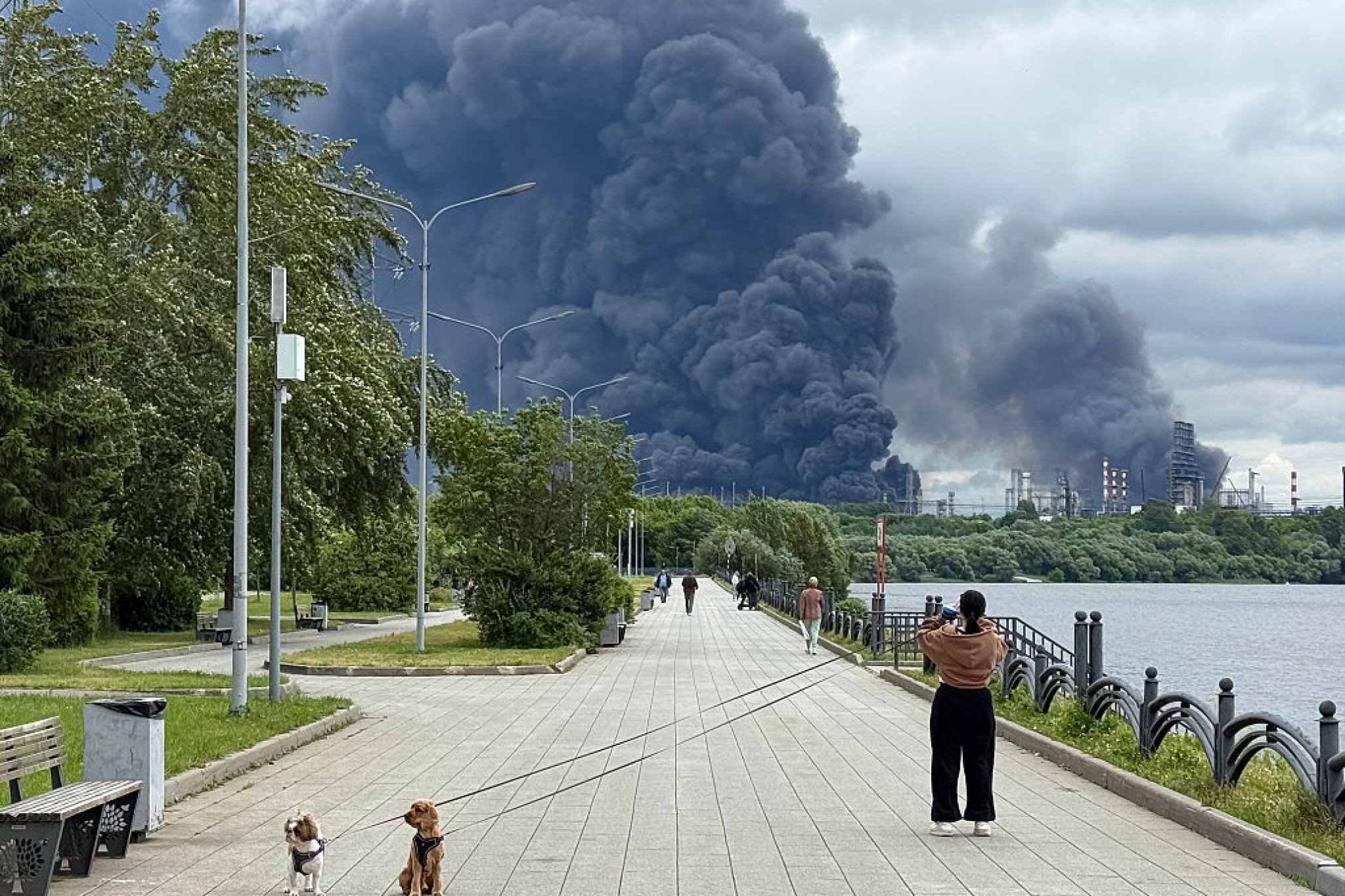 La Russie impose un rationnement de carburant dans sa capitale après des attaques répétées de drones ukrainiens contre les infrastructures pétrolières.