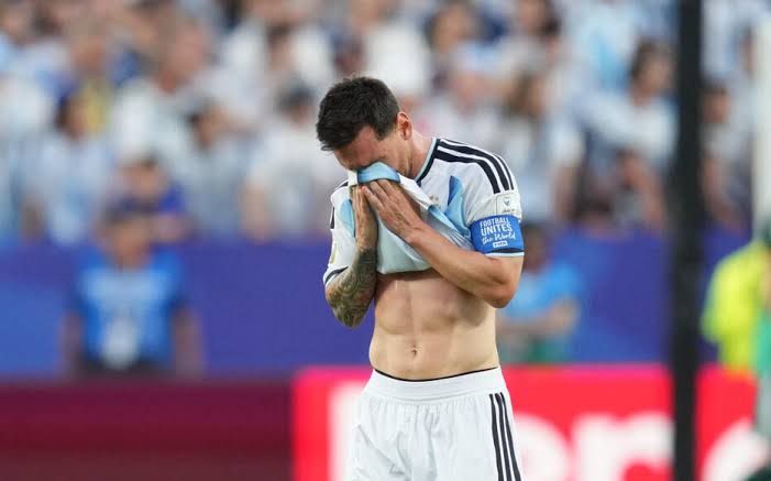 Les larmes de Messi après une remontée incroyable contre l'Égypte.