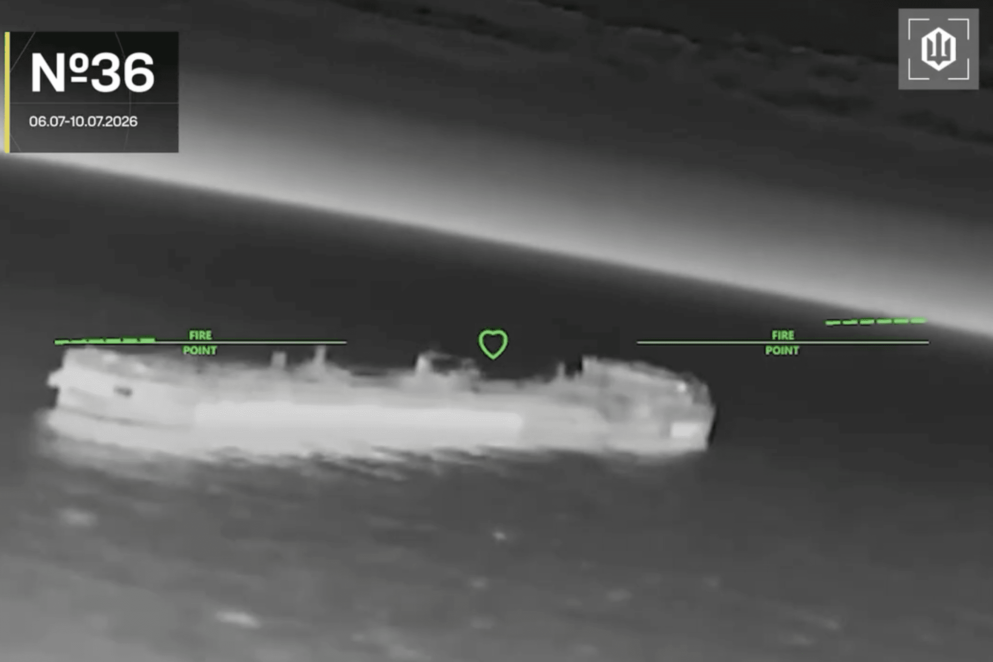 La campagne de drones ukrainienne touche 48 navires russes en cinq jours, dont des pétroliers de la Flotte de l'Ombre près de la Crimée.