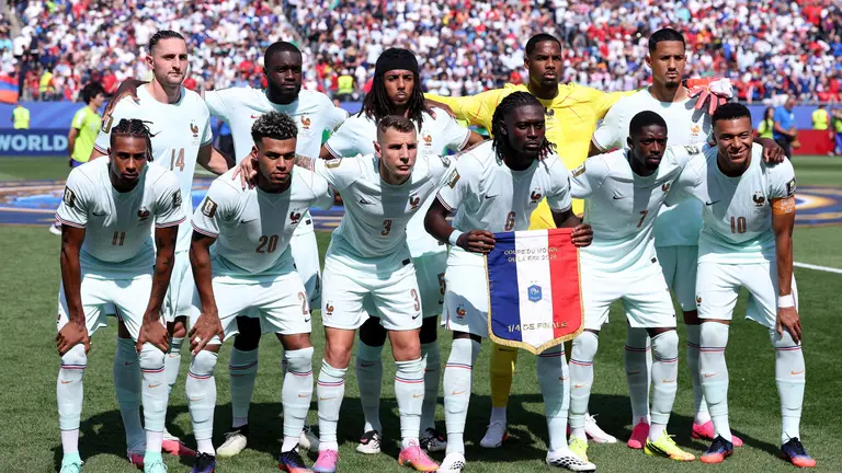 « La France sans les Français » : l'équipe nationale a réagi à la déclaration effrontée de l'ancien Premier ministre espagnol.