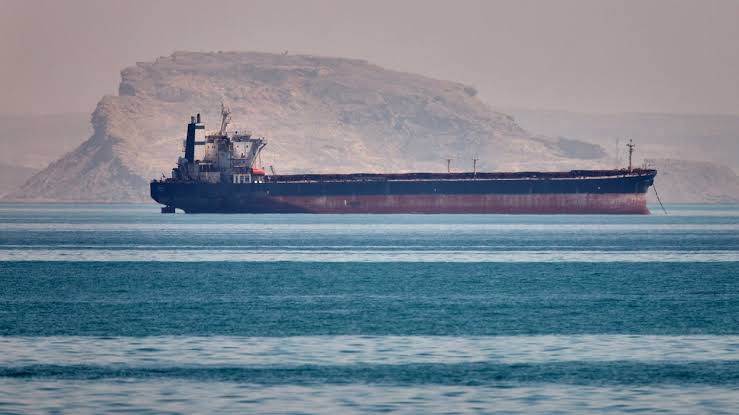 L'Iran ne permettra jamais aux États-Unis de s'ingérer dans le détroit d'Ormuz.