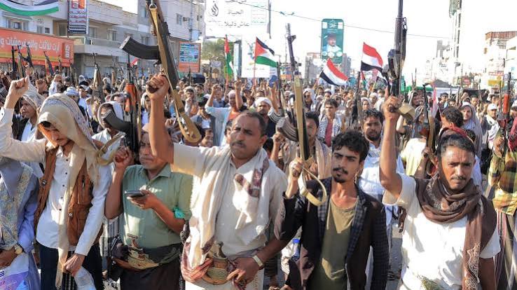 Reuters : Téhéran demande aux Houthis de fermer la station Bab el-Mandeb si les États-Unis attaquent le réseau électrique.