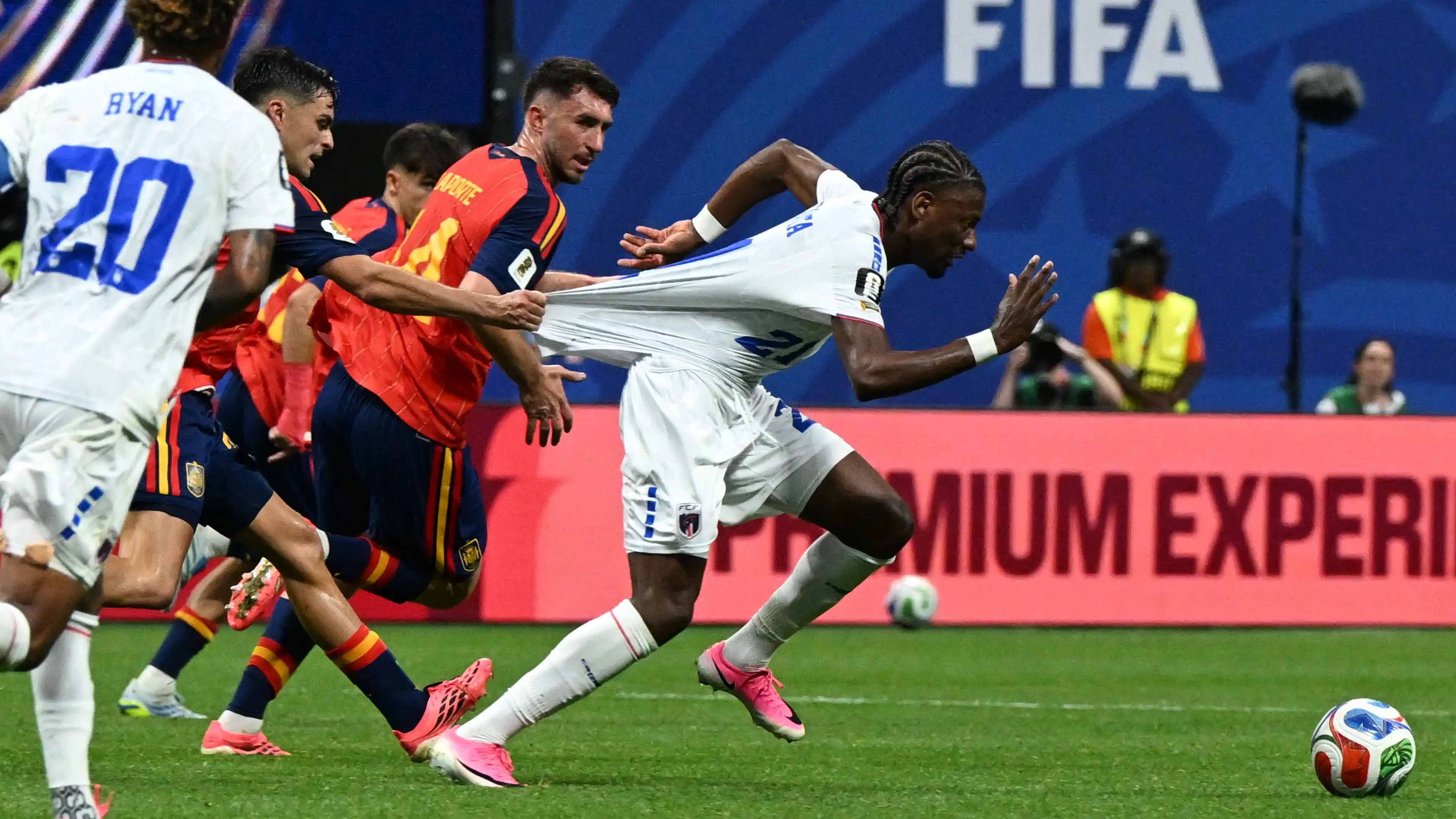 Les équipes européennes déçoivent en Coupe du monde : leur pourcentage de victoires n'est pas impressionnant.