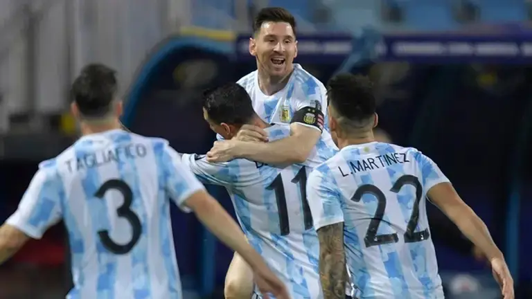 Lionel Messi dévient co-meilleur buteur de la Coupe du monde avec Miroslav Klose.