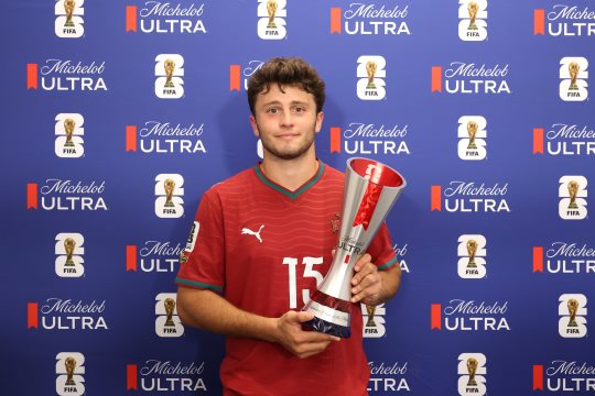 Coupe du monde 2026 : João Neves élu l'homme du Match.