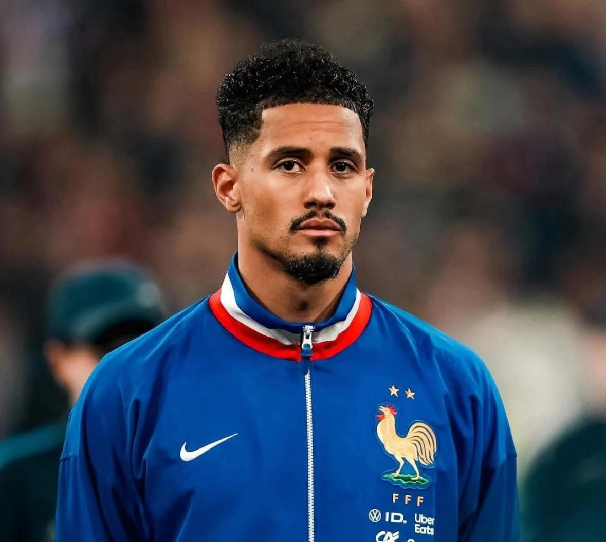 « Je joue malgré la douleur à la Coupe du monde », déclare Saliba, le Français.