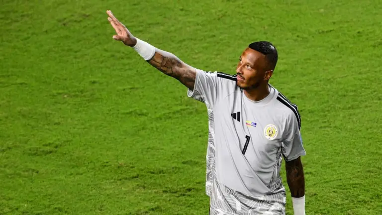 Le gardien de but de Curaçao devient une star des réseaux sociaux après sa performance lors de la Coupe du monde 2026.