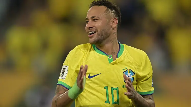 Neymar égale un record de la Coupe du monde détenu seulement par trois Brésiliens, dont Pelé.