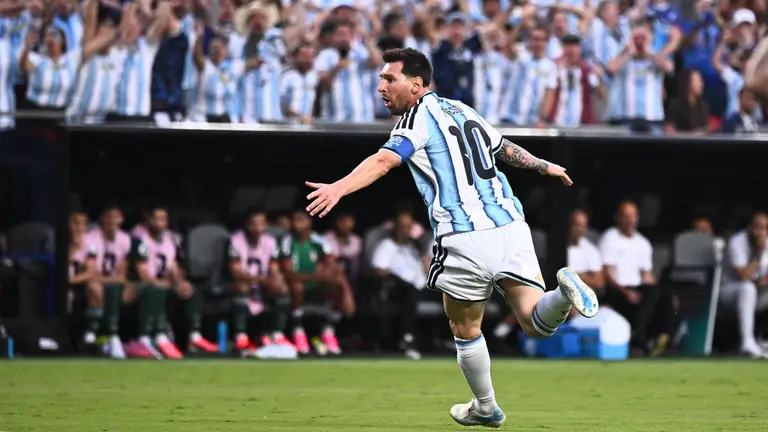Messi devient le premier joueur de l'histoire à marquer lors de sept matchs consécutifs de Coupe du monde.