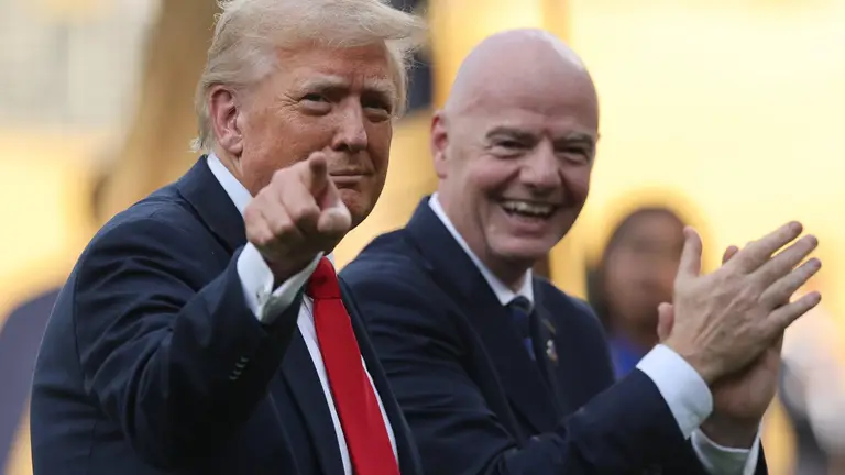 FIFA : l'UEFA souhaite changer de président du football mondial en 2027.